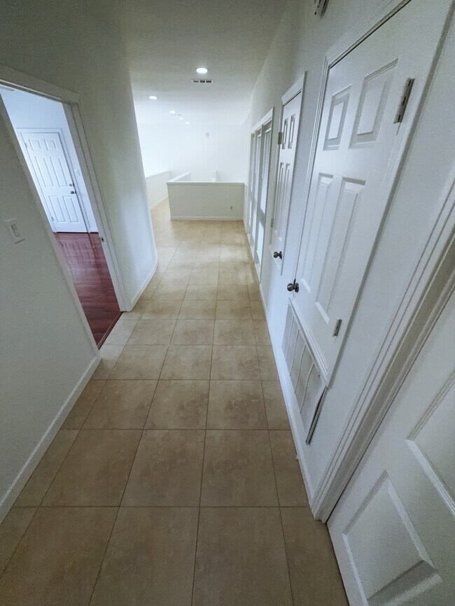 Building Photo - 11854 Taylorcrest Rd