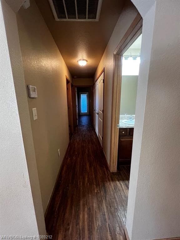 Building Photo - 9127 Fresno Cir