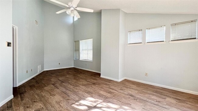 Building Photo - 9201 Simmons Rd