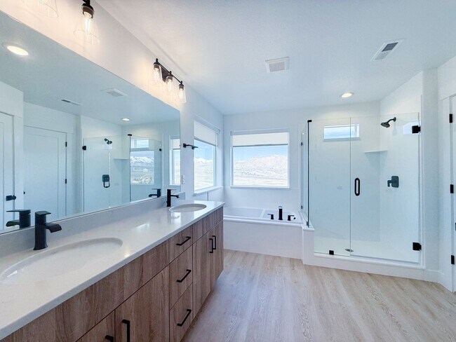 Building Photo - Spacious Family Home with Modern Upgrades