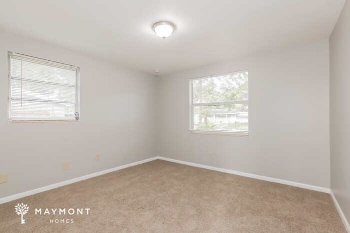 Building Photo - 8505 N Temple Ave