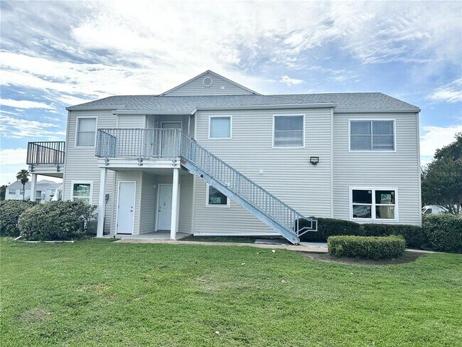 Building Photo - 2524 Woodgate Blvd