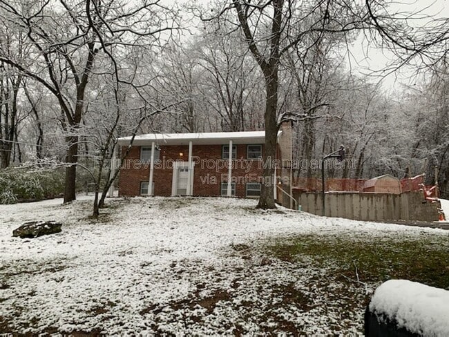 Building Photo - 3710 Kovarik Ln