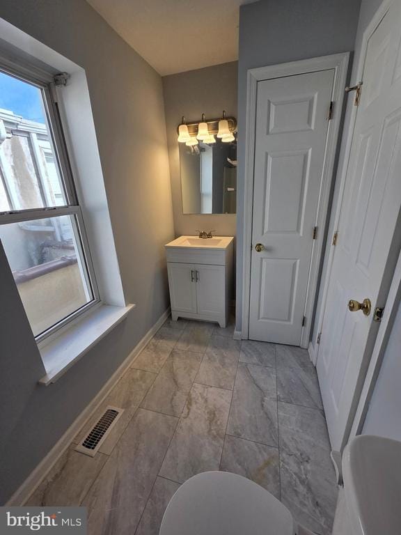 Building Photo - 1116 N Walnut St