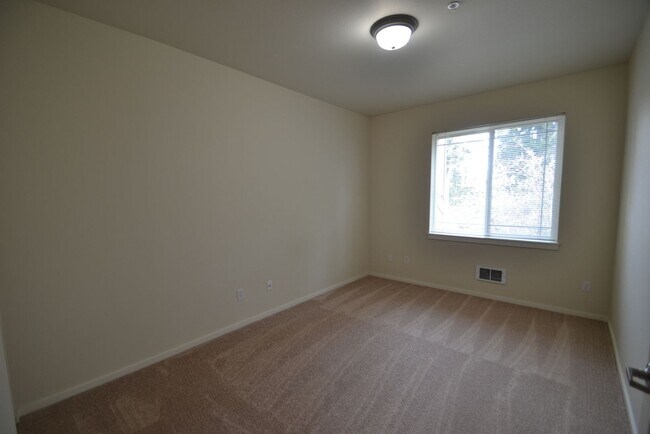 Building Photo - 3bd/2ba Bothell Condo