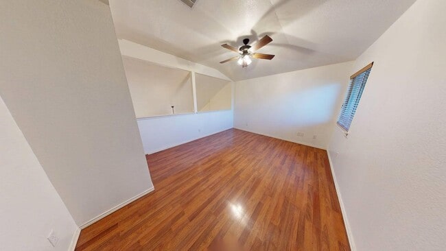 Building Photo - 6705 Rosita Oak Dr