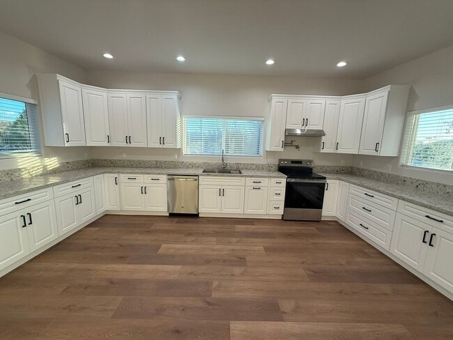 Building Photo - BRAND NEW BUILD 4BR/2.5BA Home in LAKESIDE available FOR RENT w/ RV parking and attached garage!