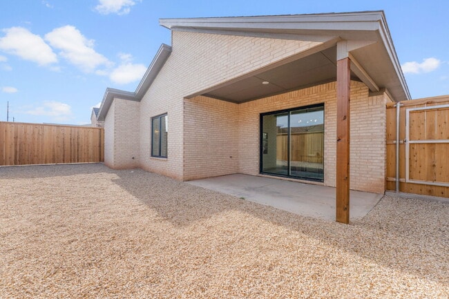 Building Photo - Pre-Leasing Fall of 2026!! Luxury Homes!!