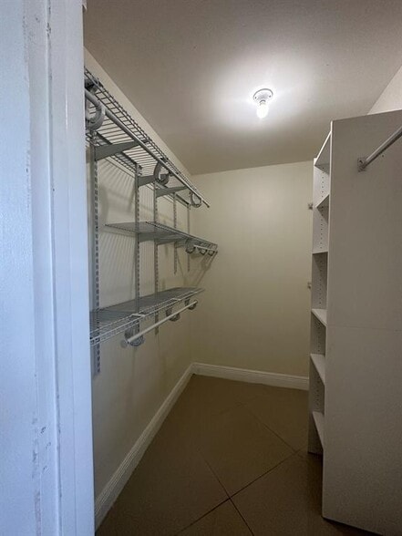 Building Photo - 3001 NW 4th Ter