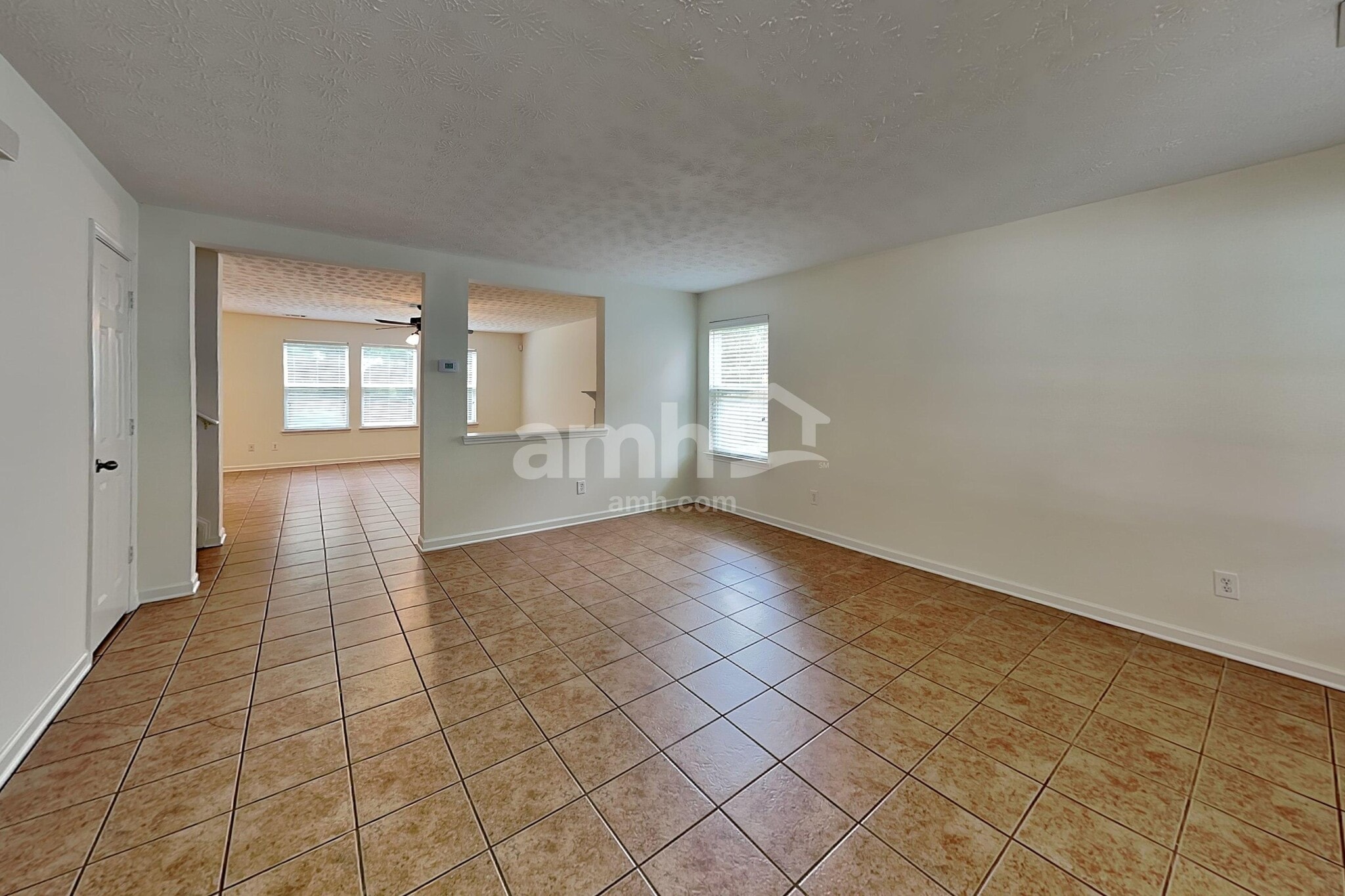 Building Photo - 2641 Farmstead Ct
