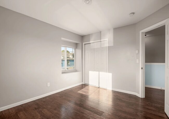 Building Photo - 3508 S 45th St