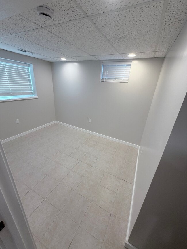 Building Photo - 255 Marvista Ln