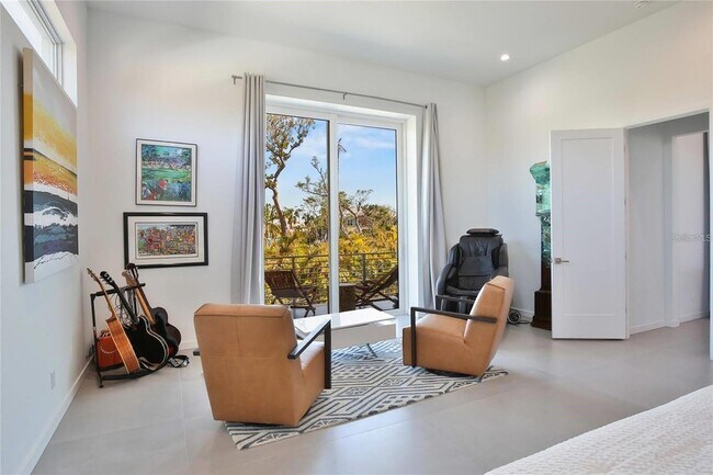 Building Photo - 3939 Higel Ave