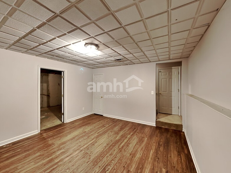 Building Photo - 420 Etowah Valley Way