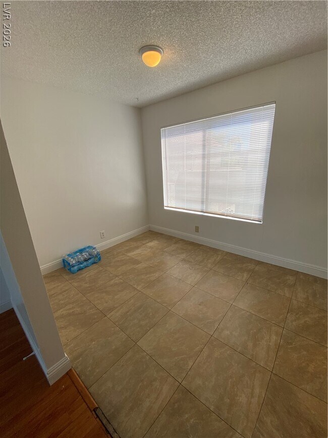 Building Photo - 4351 Gannet Cir