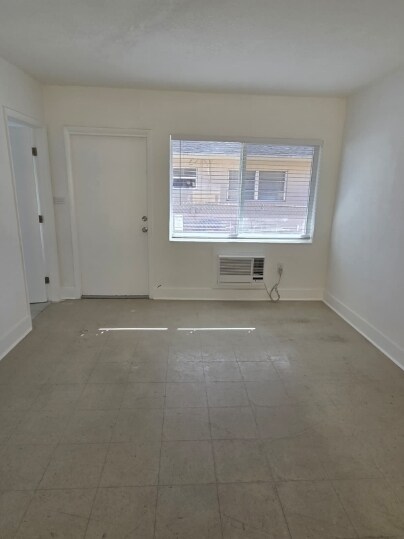 Building Photo - Turf 2