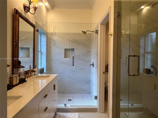 Building Photo - 3809 Eagle Ct