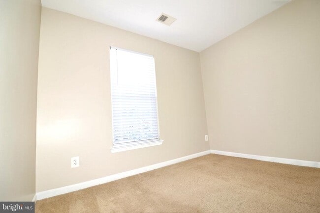 Building Photo - 25323 Damascus Park Terrace