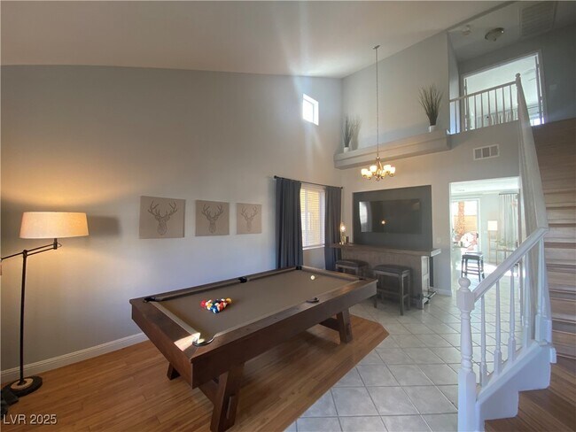 Building Photo - 10637 Amblewood Ave