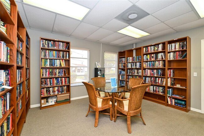Building Photo - 4800 Gulf of Mexico Dr