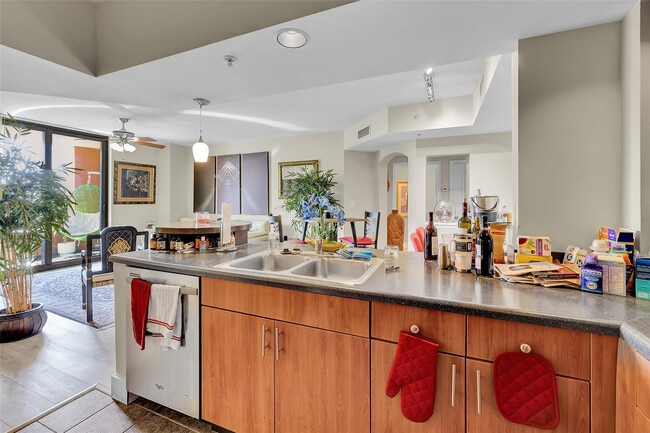 Building Photo - 110 N Federal Hwy