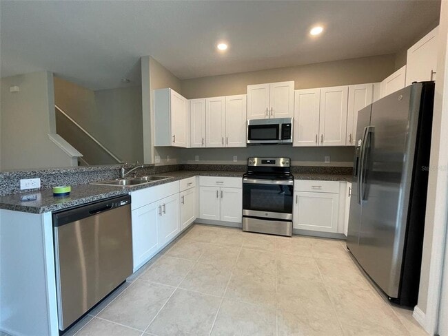 Building Photo - 3553 Bellmeade Ct