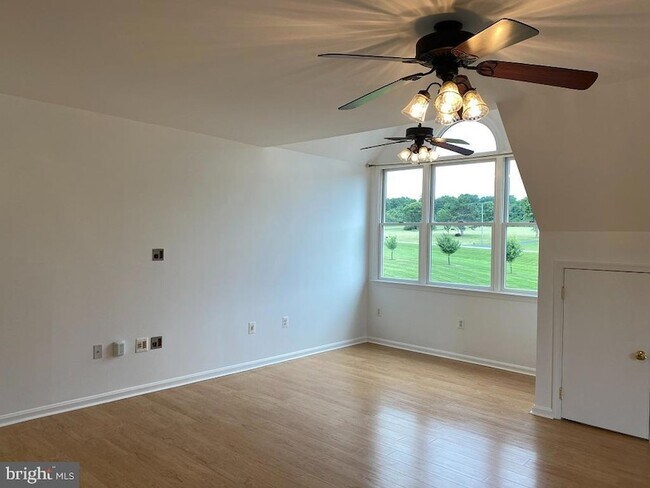 Building Photo - 14480 Woodstar Ct