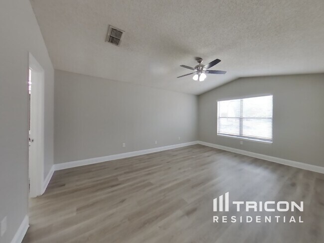 Building Photo - 12178 Rochford Ln