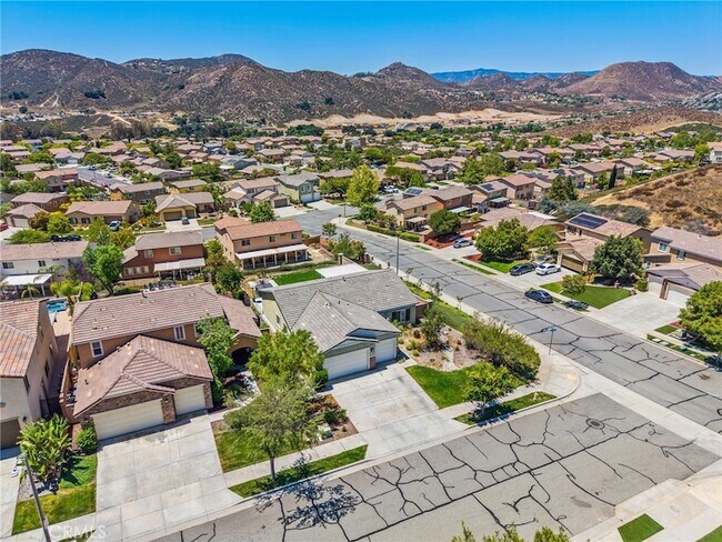 Building Photo - 34131 Ambrosia Ct