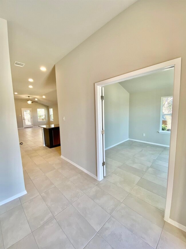 Building Photo - 3702 Austin Cove