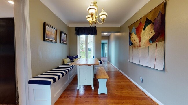 Building Photo - 31 S Tealwood Dr