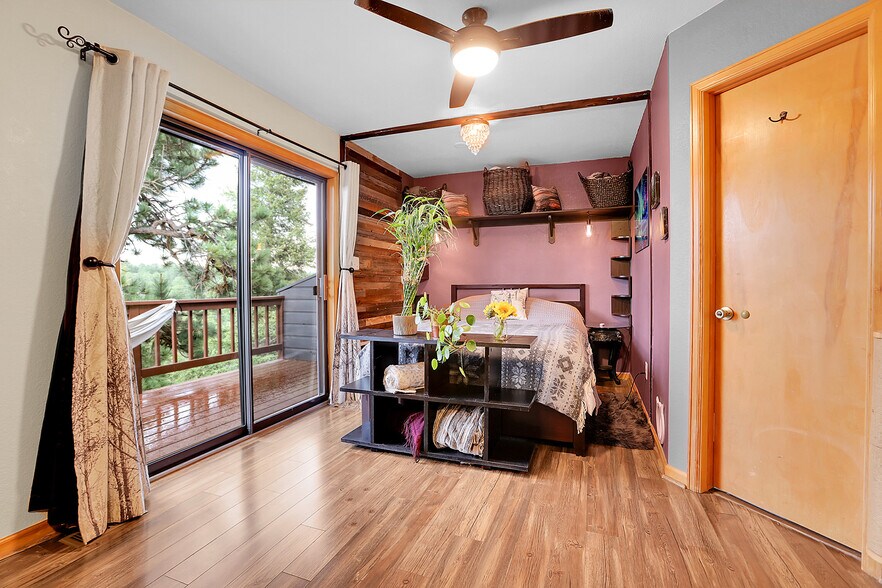 Master Bedroom - 30273 Conifer Rd