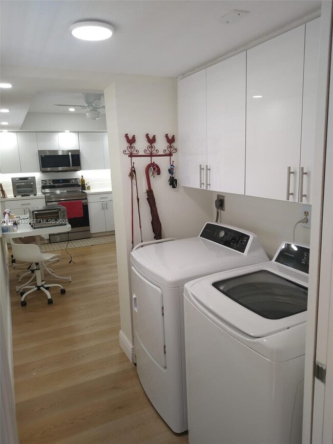 Building Photo - 3510 Oaks Way