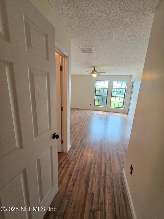 Building Photo - 7589 Fawn Lake Dr S