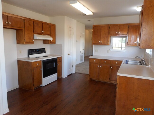 Building Photo - 214 Gemini Ct