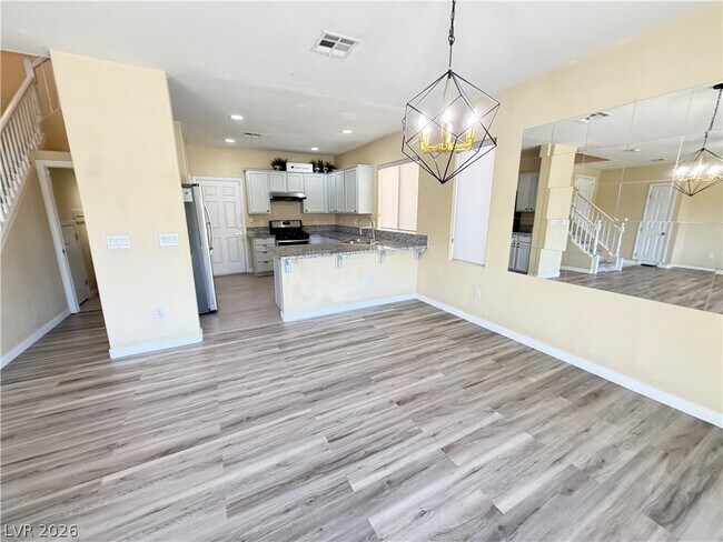 Building Photo - 5360 Cielo Oro St