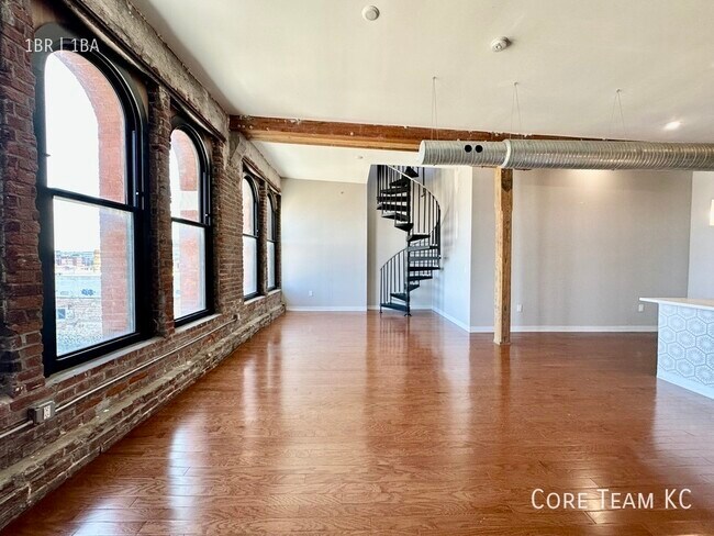 Building Photo - 1223 Union Ave