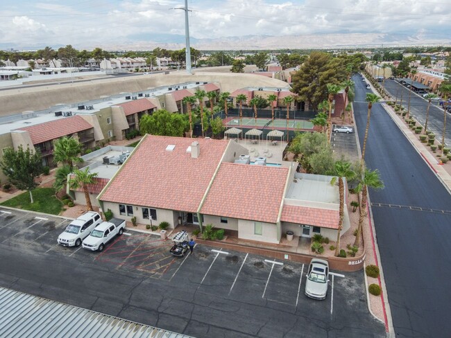 Building Photo - Strip view in guard gated SW communities w...