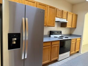 Building Photo - 9704 Lagrima De Oro Rd NE