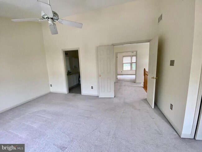 Building Photo - 107 Steven Ln