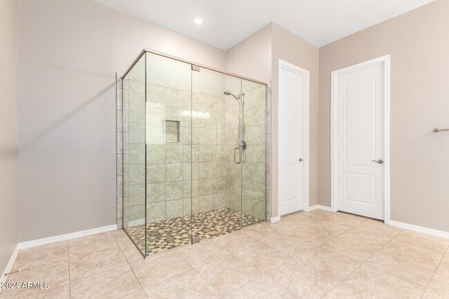 Building Photo - 14549 S 178th Dr