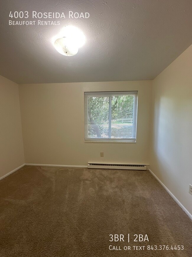 Building Photo - 4003 Roseida Rd