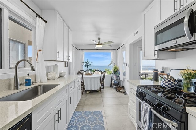 Building Photo - 202 W Manchester Ave