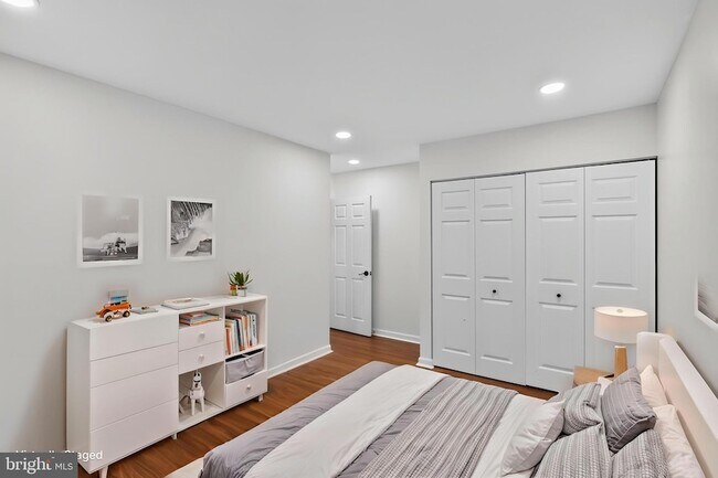 Building Photo - 51 Oak Crest Ct