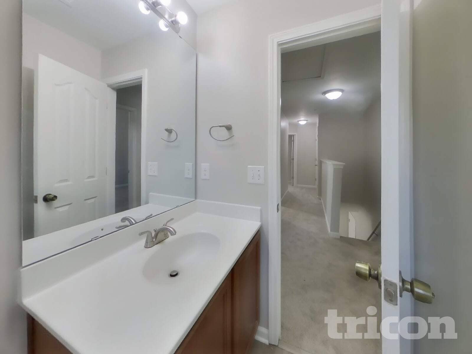 Building Photo - 4911 Magnasco Ln