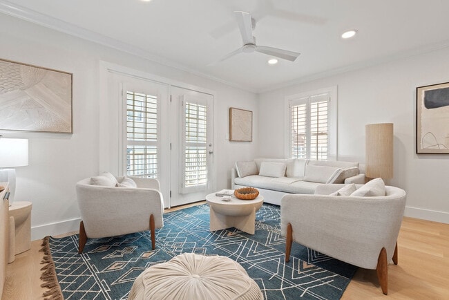 Building Photo - 13 Gulf Breeze Ct