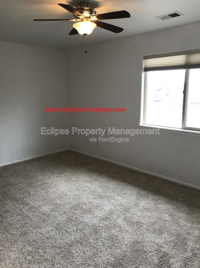 Building Photo - 2463 1/2 Theresea Lane