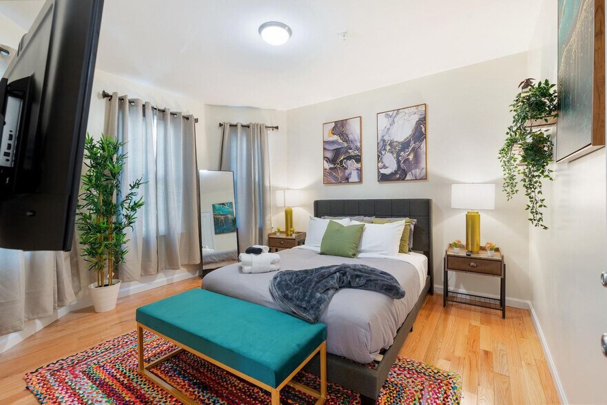 Building Photo - 12 Hubbardston Rd