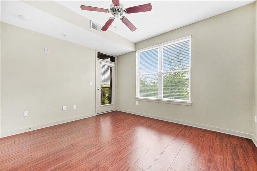 Building Photo - 390 17th St NW