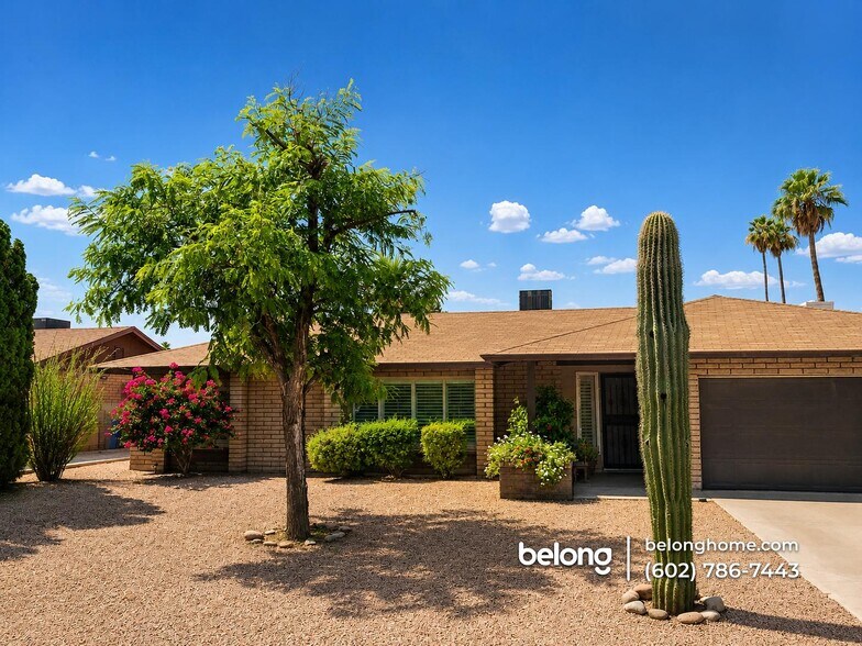 Building Photo - 1613 E Watson Dr